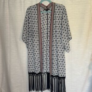 Sweet Rain Black and White Patterned Kimono